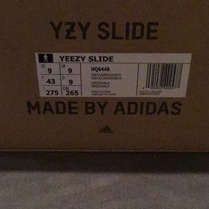 NEW* Authentic Onyx Yeezy Slides